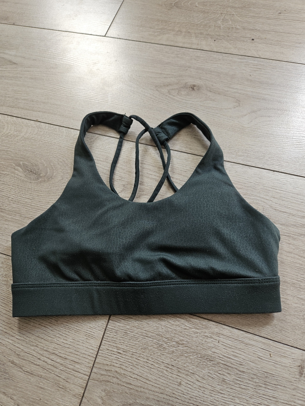 FWD Forward With Design Black Strappy Back Sports Bra🔥